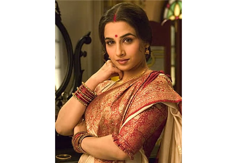 Vidya Balan In Full Sleeves Blouse