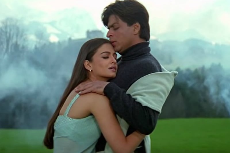 Shahrukh and Aishwarya in Mohabbatein