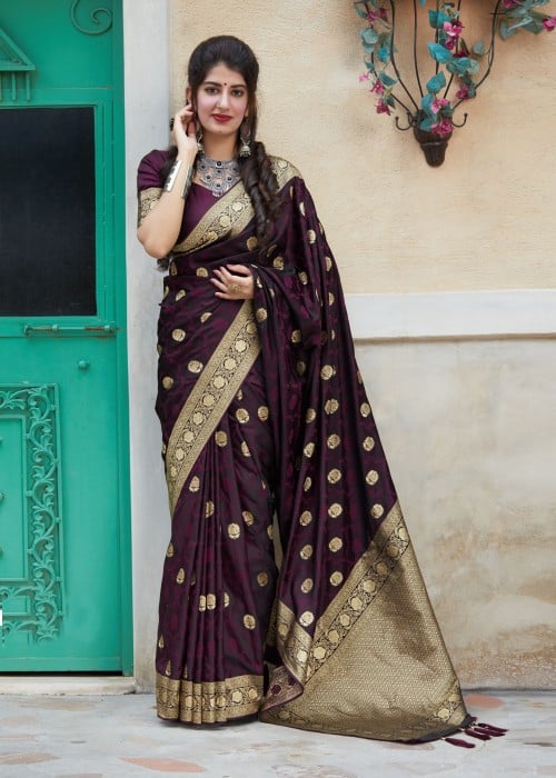 Varanasi’s Banarasi Silk Saree 