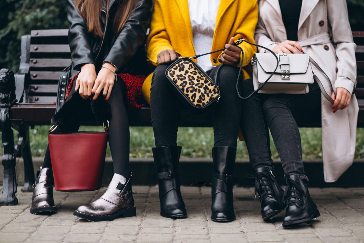 Best Handbag Styles to Pair with Ethnic Wear